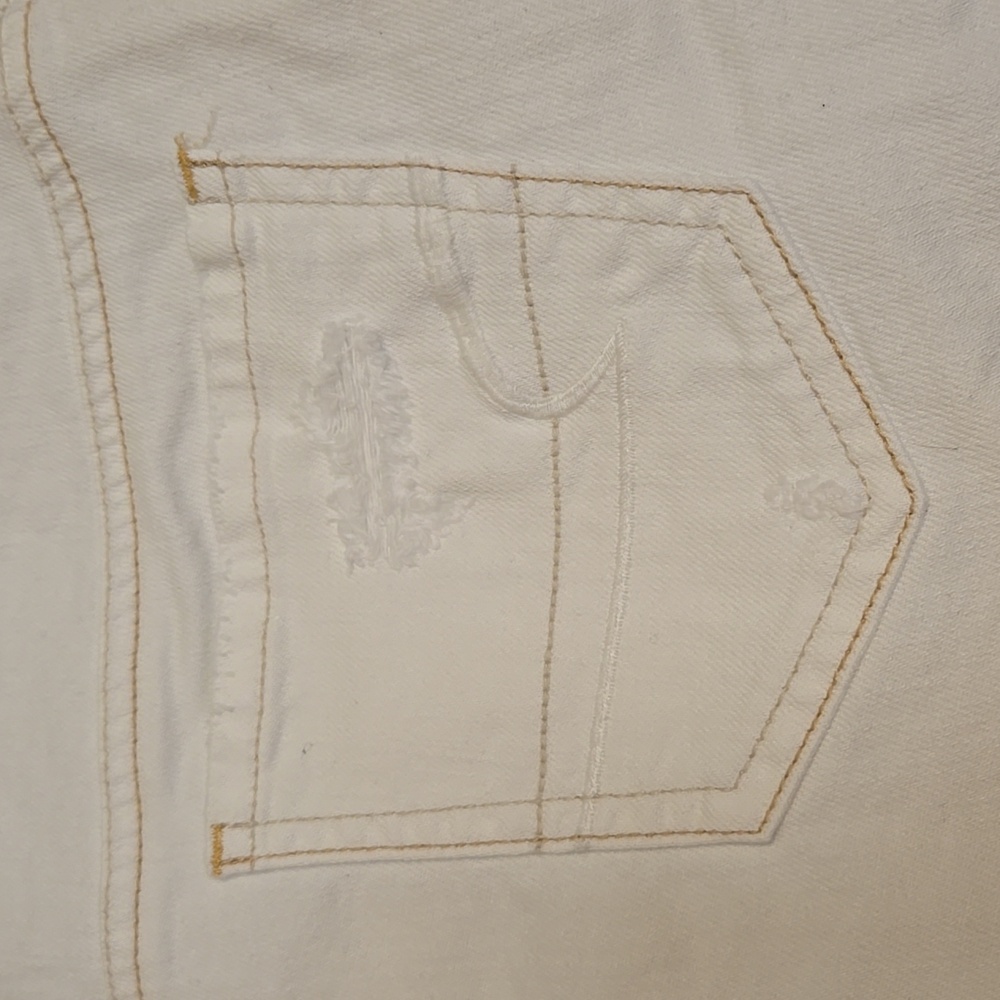 Women’s American Eagle White Denim Cutoff Shorts Sz 10 NWOT - Picture 6 of 7